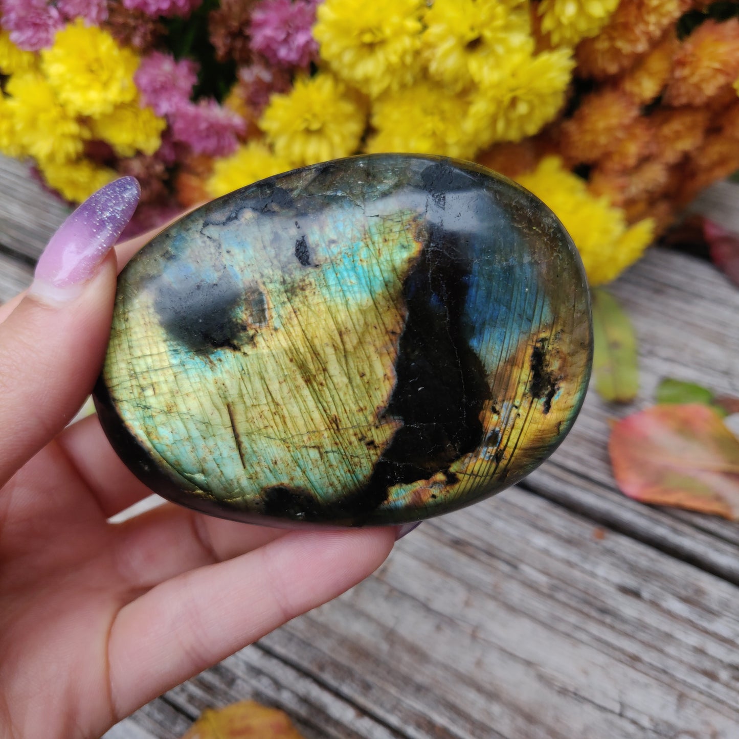 Labradorite Palm Stone (#A17)