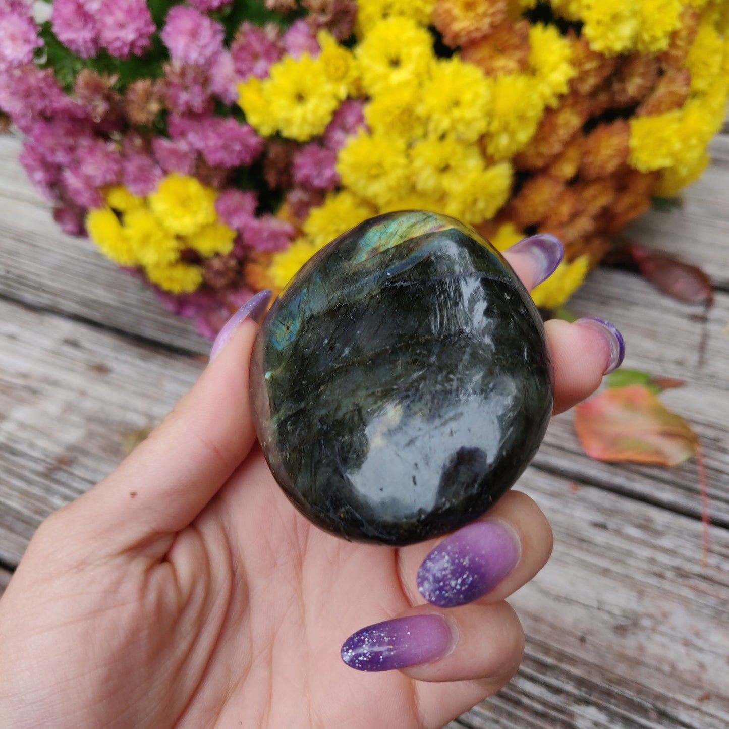 Labradorite Palm Stone (#A16)
