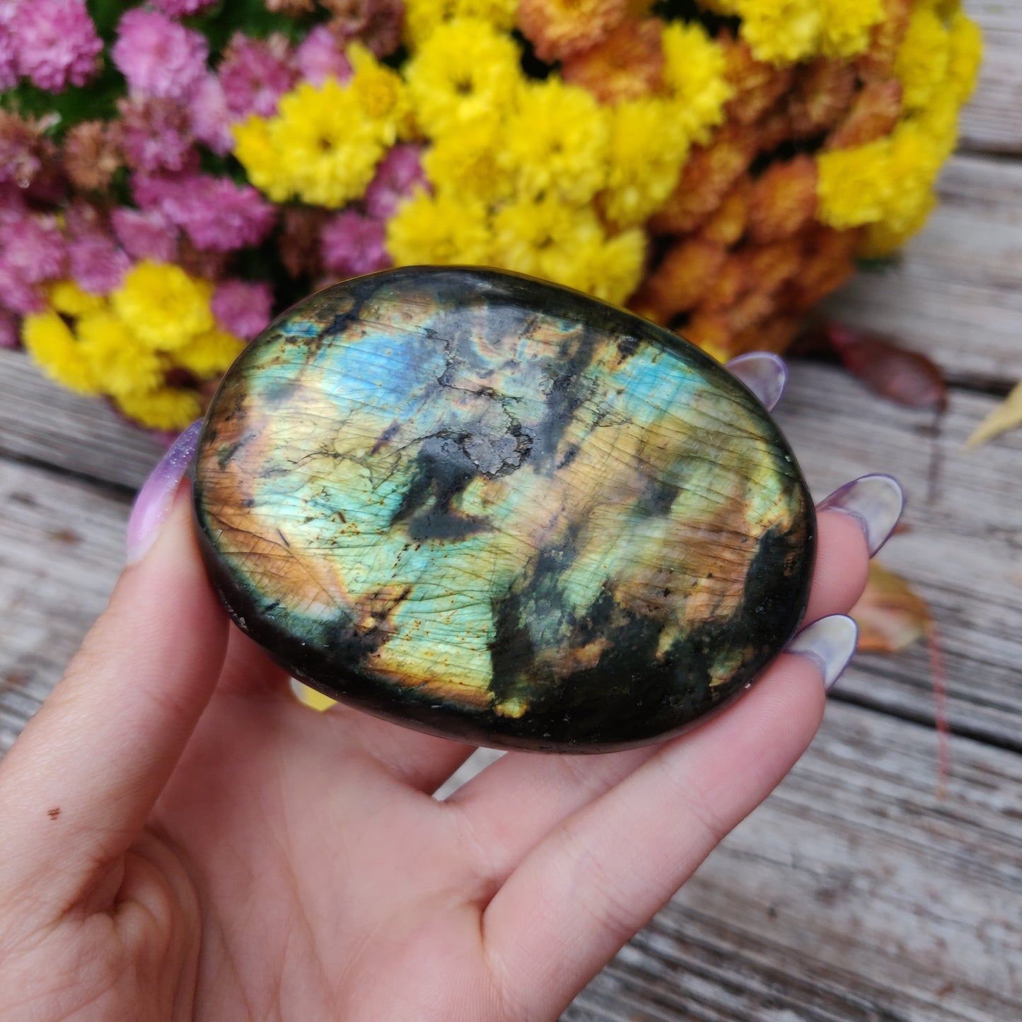 Labradorite Palm Stone (#A16)