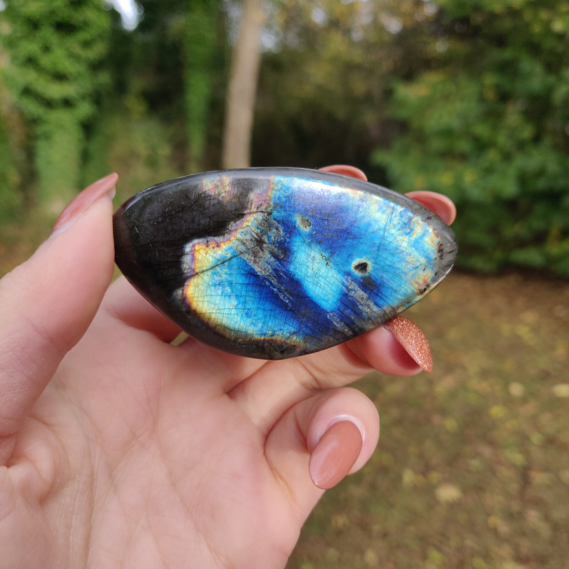Labradorite Palm Stone (#22N) - Simply Affinity