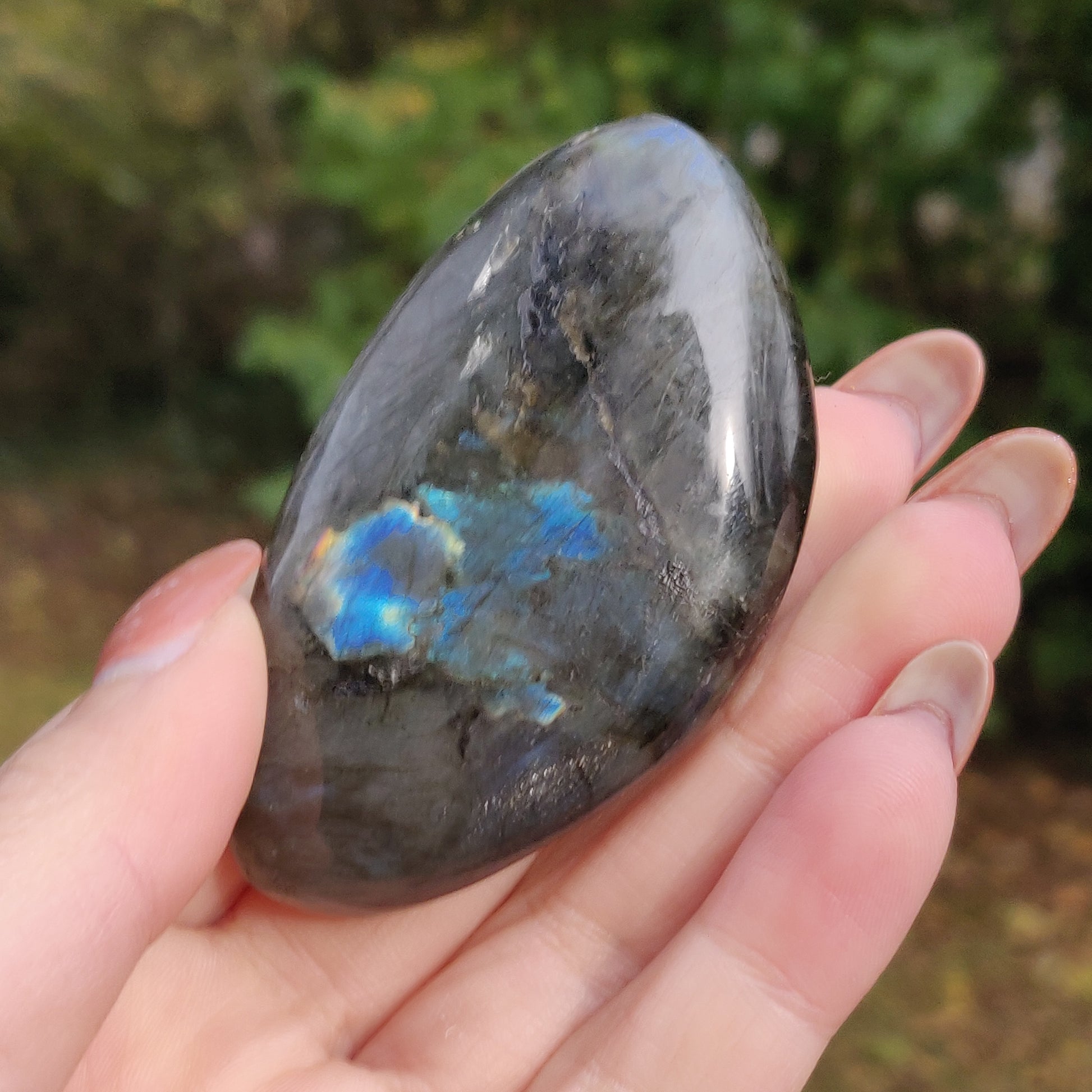 Labradorite Palm Stone (#22N) - Simply Affinity