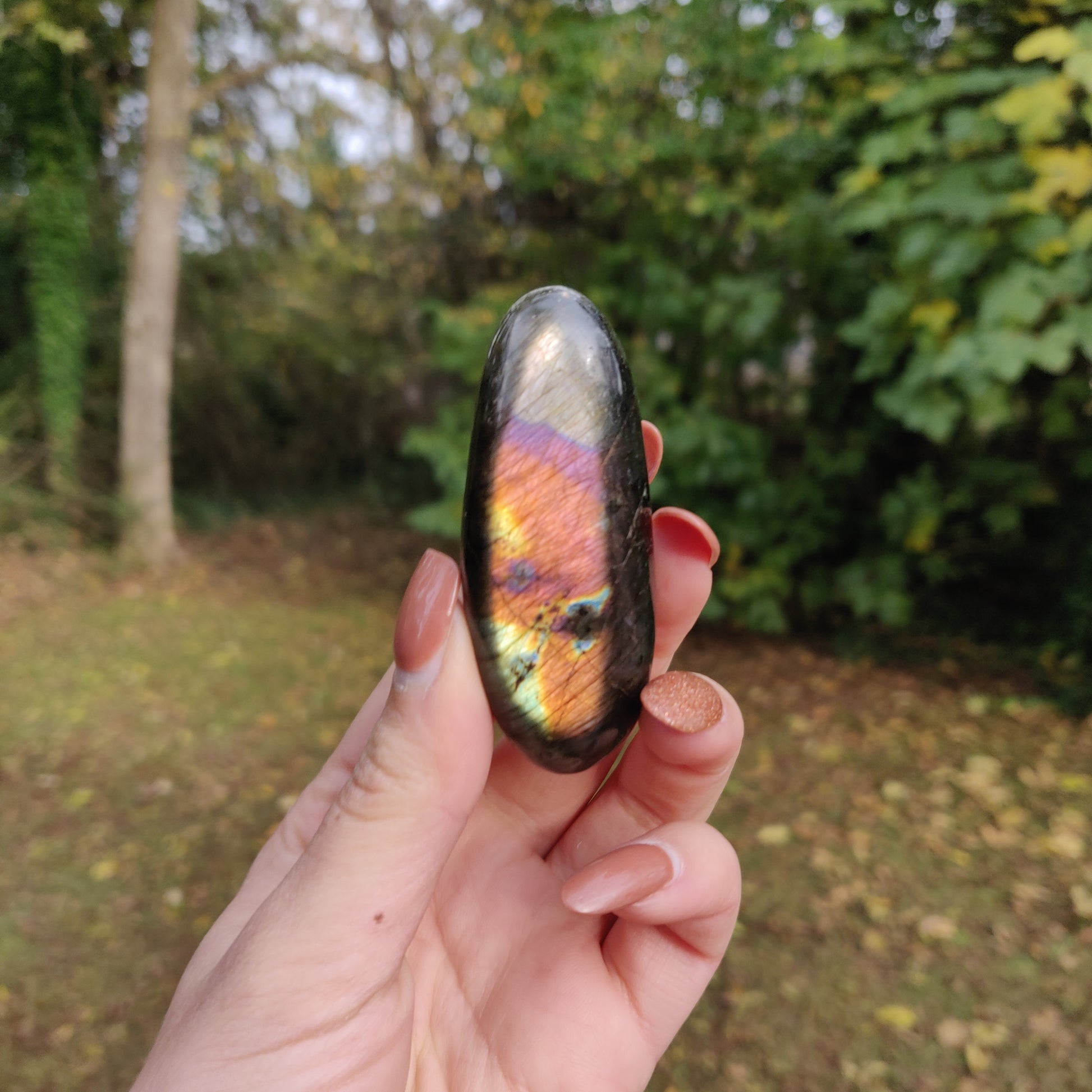 Labradorite Palm Stone (#14N) - Simply Affinity