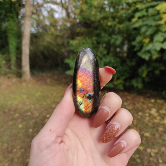 Labradorite Palm Stone (#14N) - Simply Affinity