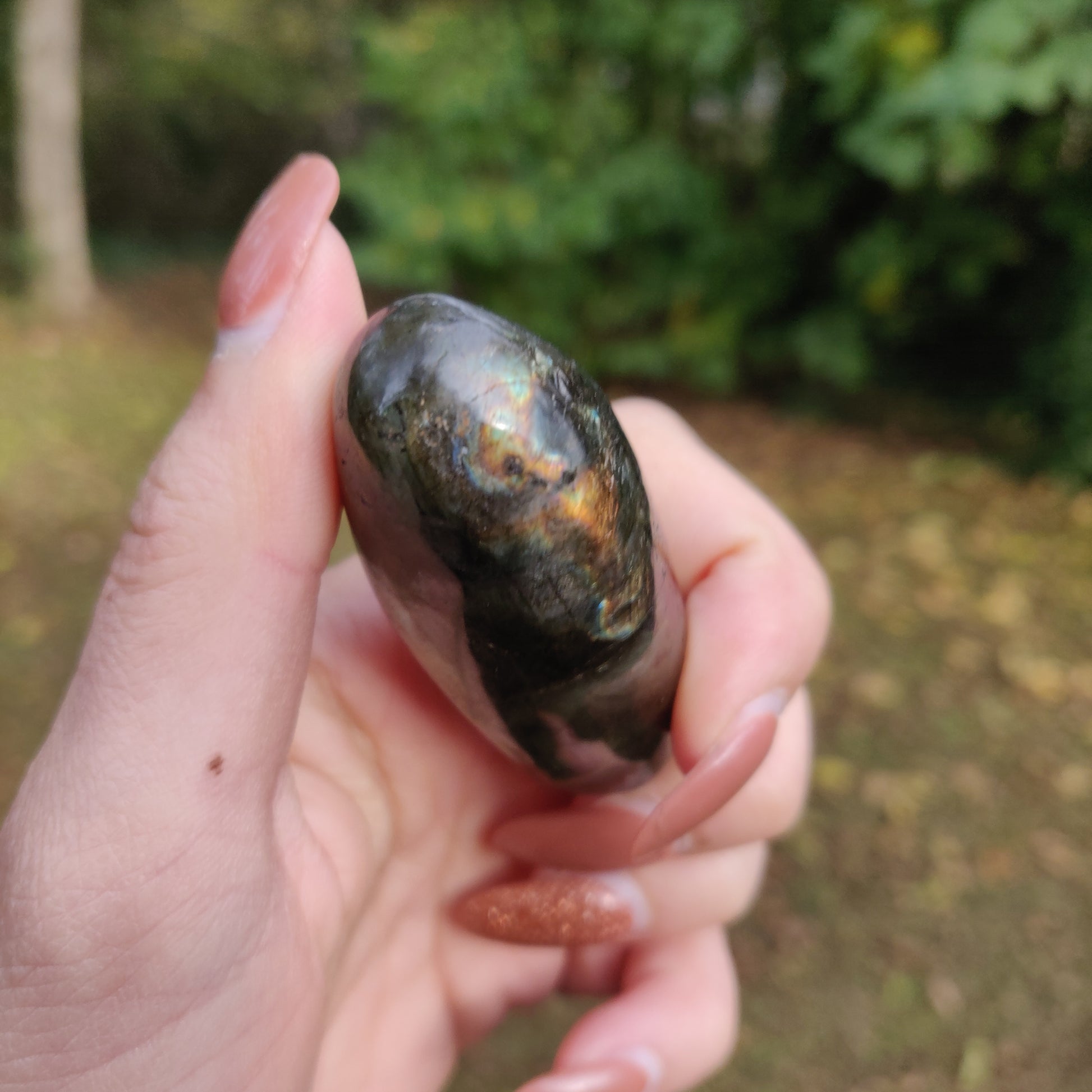 Labradorite Palm Stone (#14N) - Simply Affinity