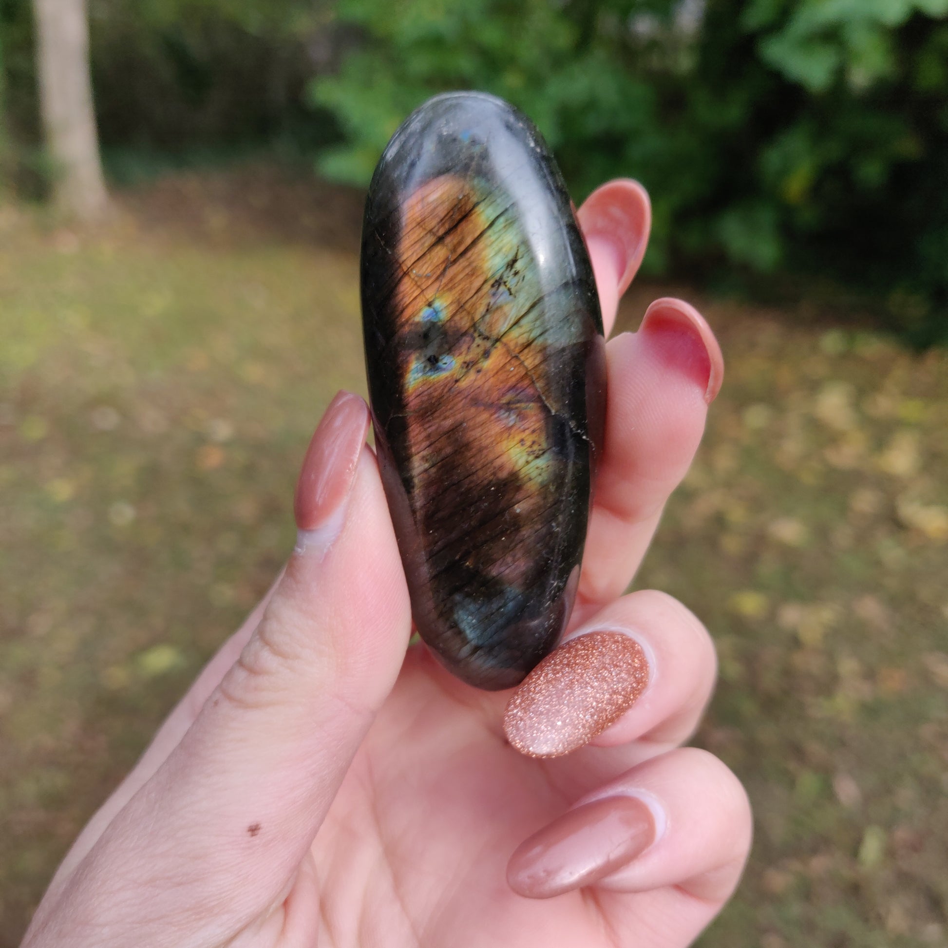 Labradorite Palm Stone (#14N) - Simply Affinity