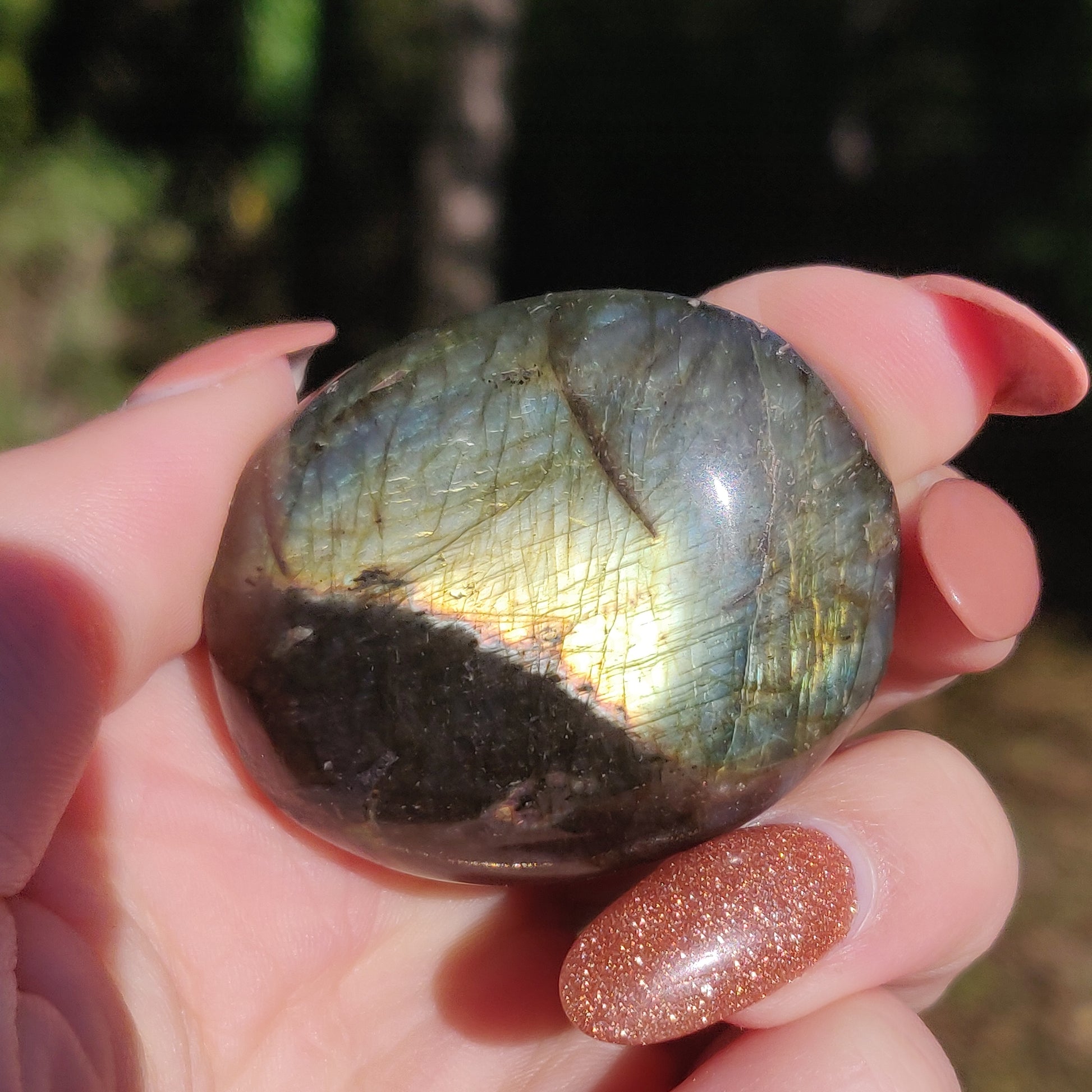 Labradorite Palm Stone (#20N) - Simply Affinity