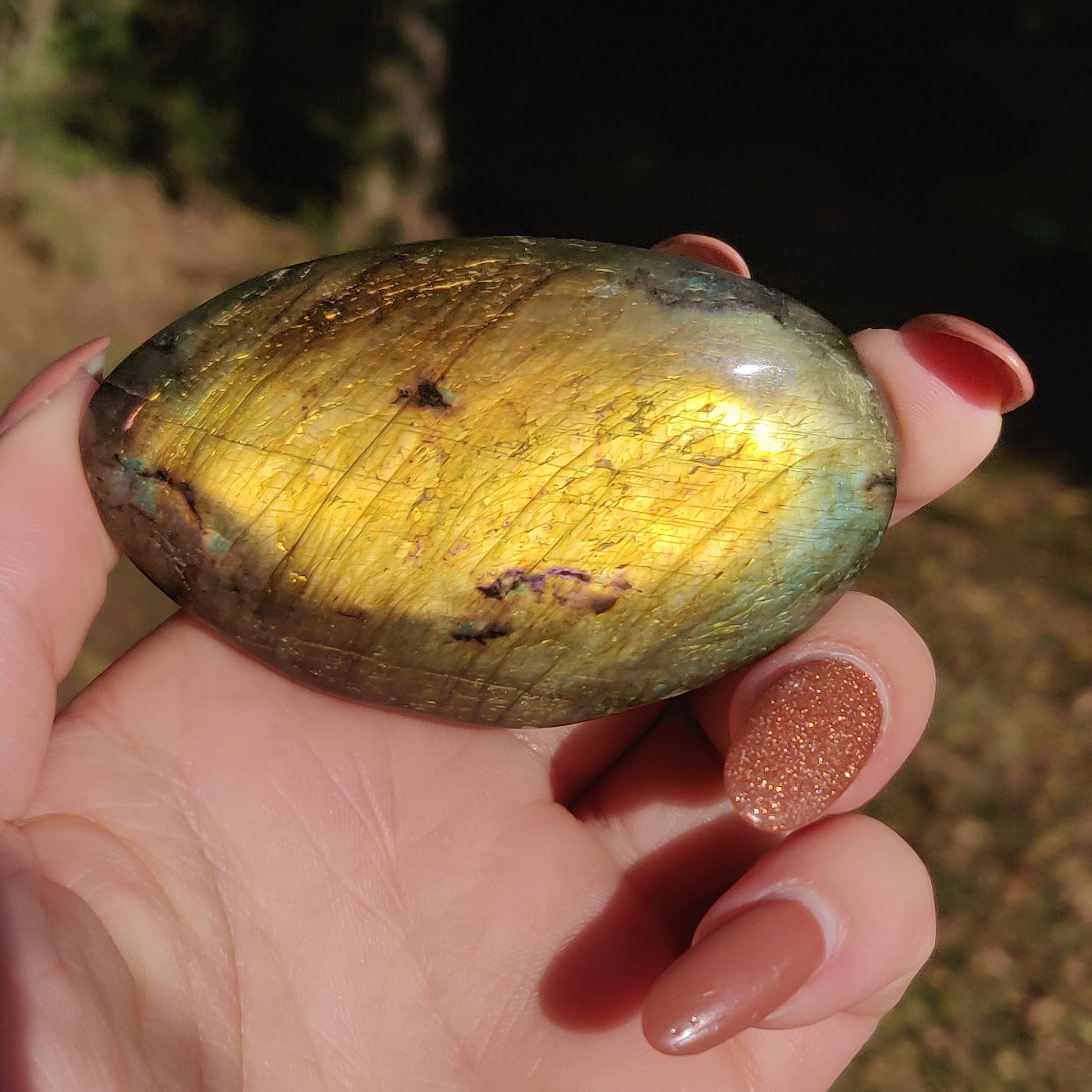 Labradorite Palm Stone (#24) - Simply Affinity