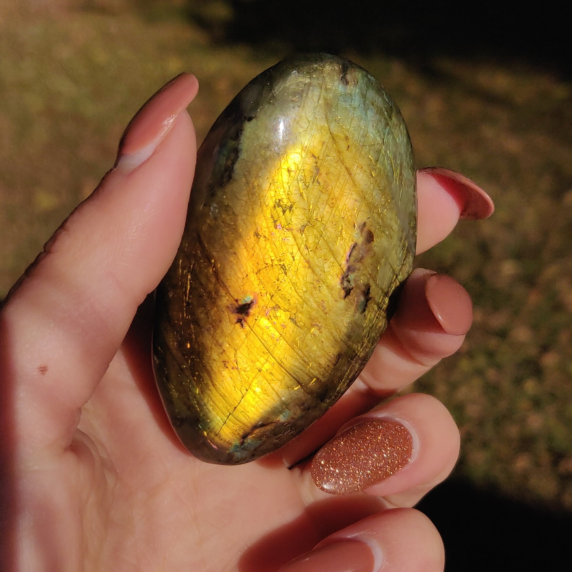 Labradorite Palm Stone (#24) - Simply Affinity