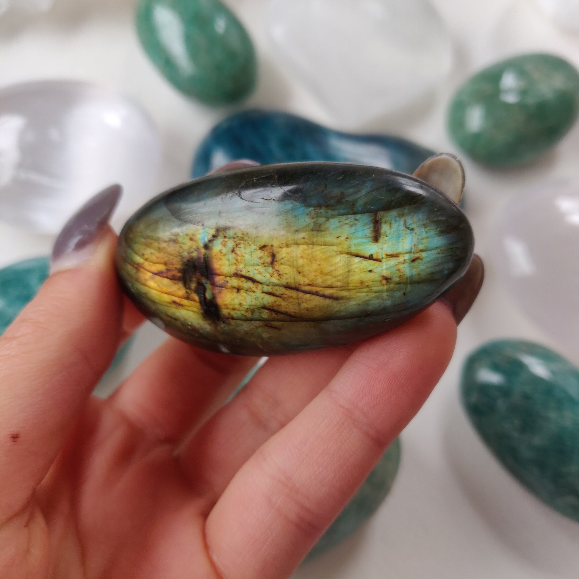 Labradorite Palm Stone (#6) - Simply Affinity
