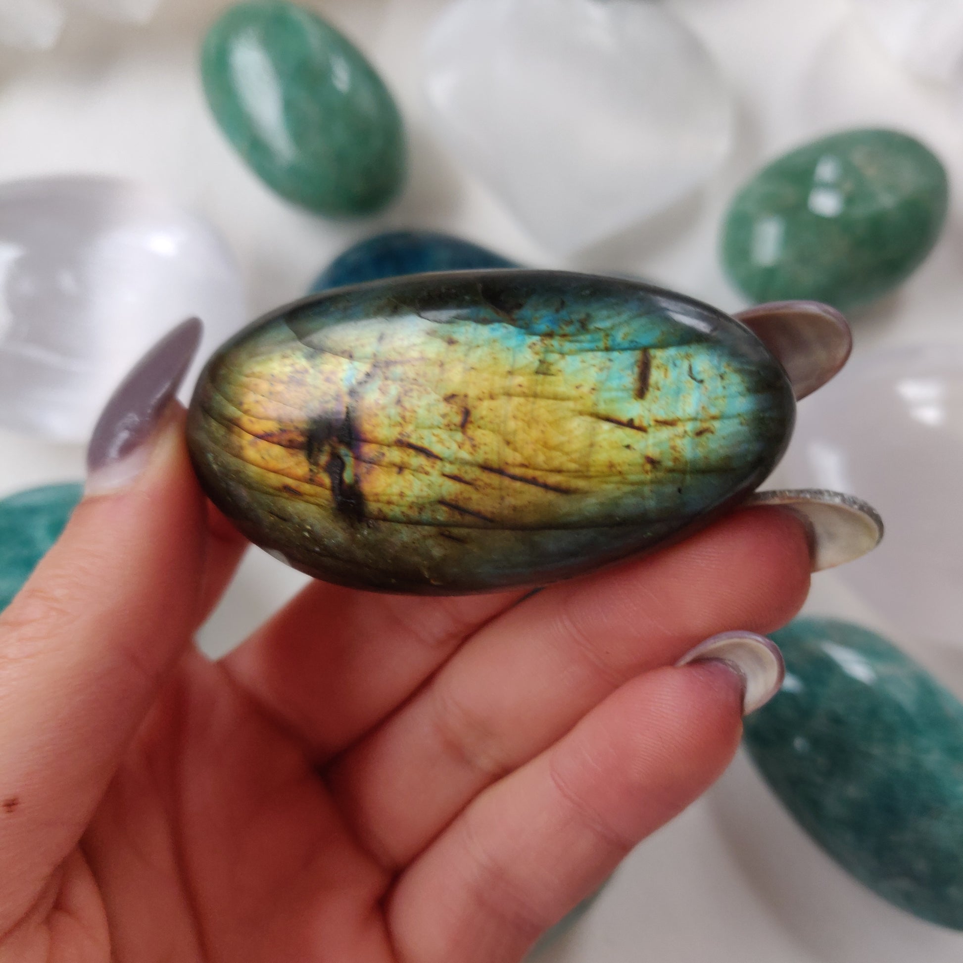Labradorite Palm Stone (#6) - Simply Affinity
