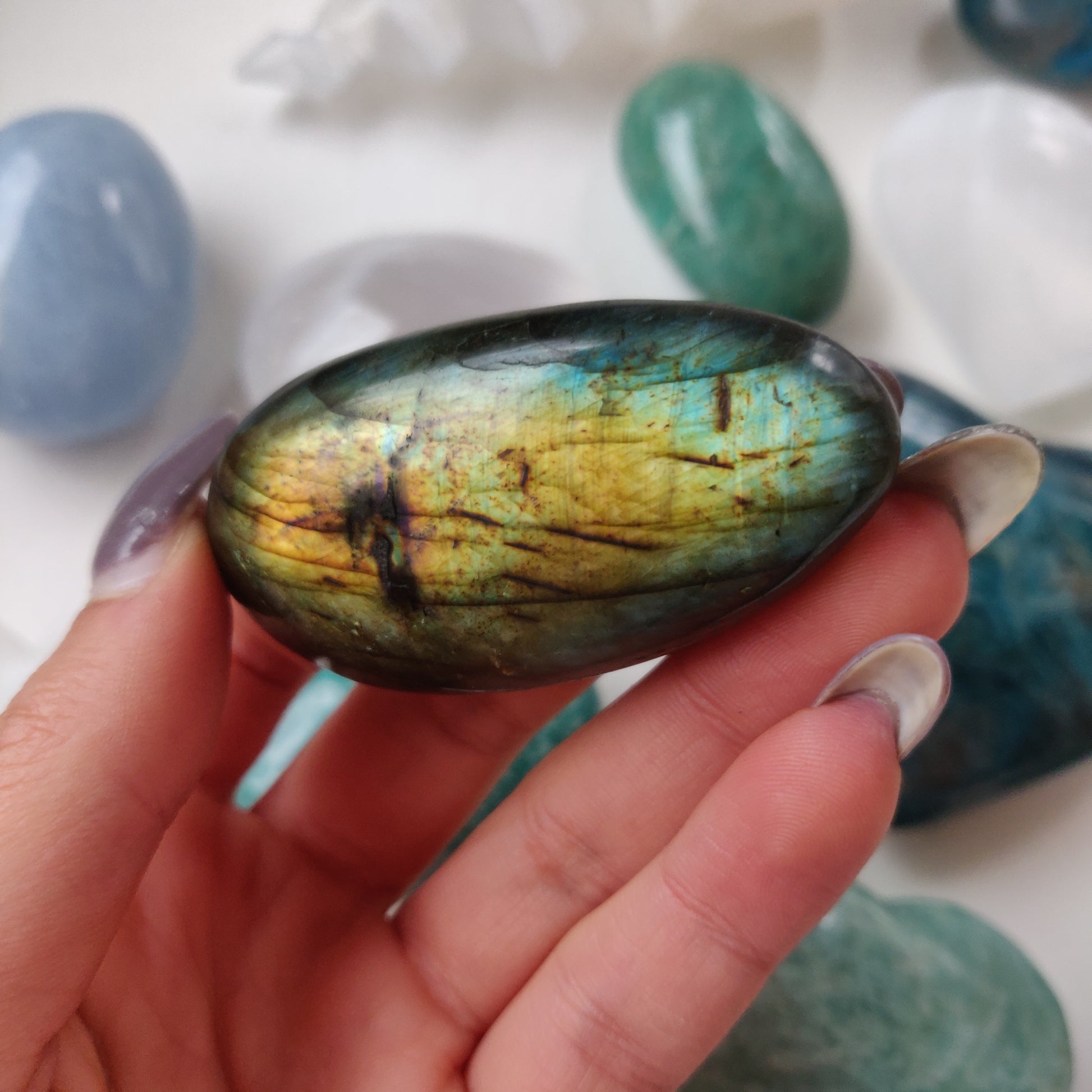 Labradorite Palm Stone (#6) - Simply Affinity