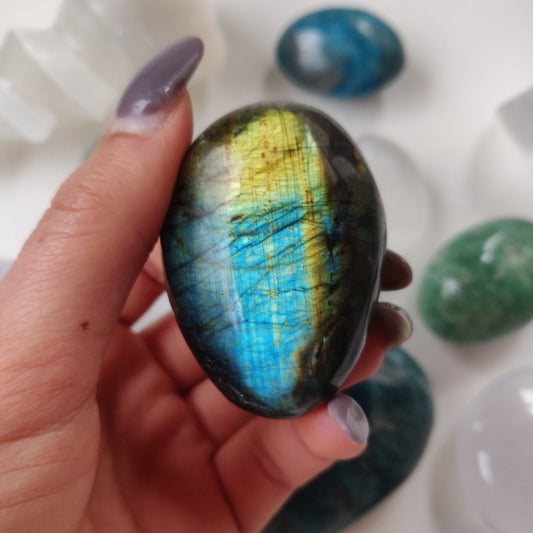Labradorite Palm Stone (#34) - Simply Affinity