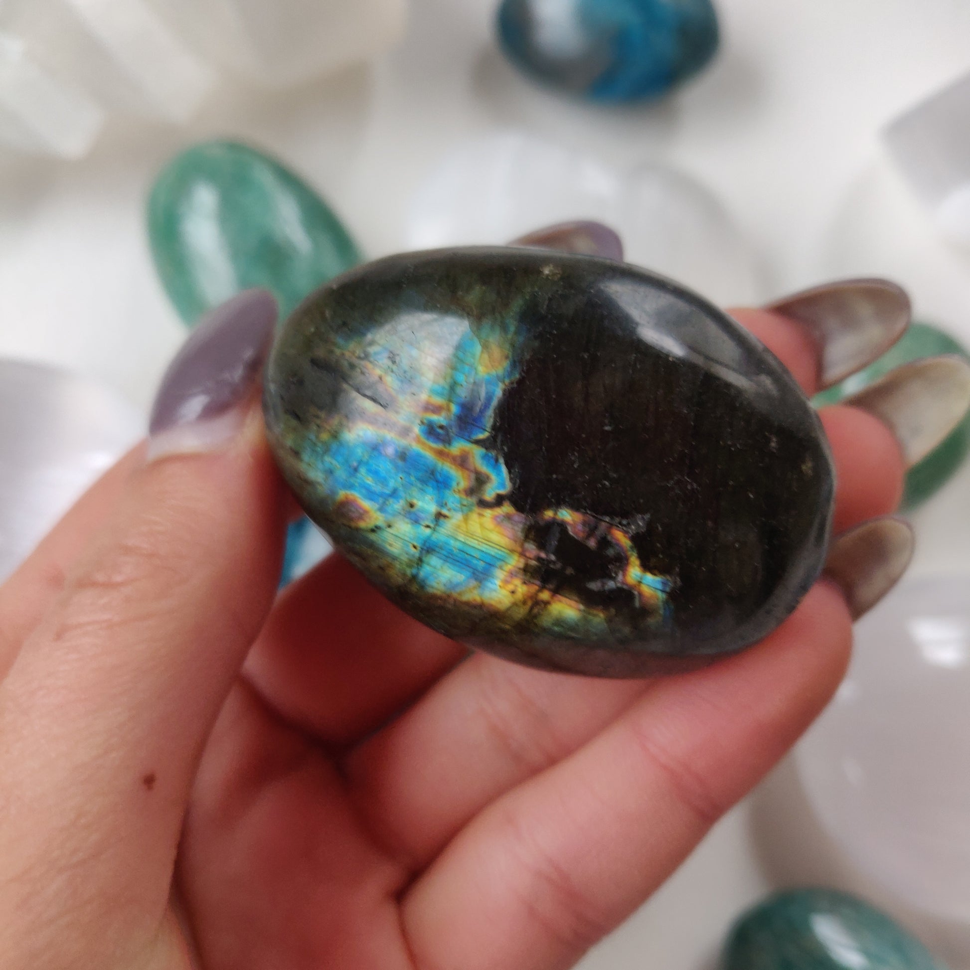 Labradorite Palm Stone (#34) - Simply Affinity