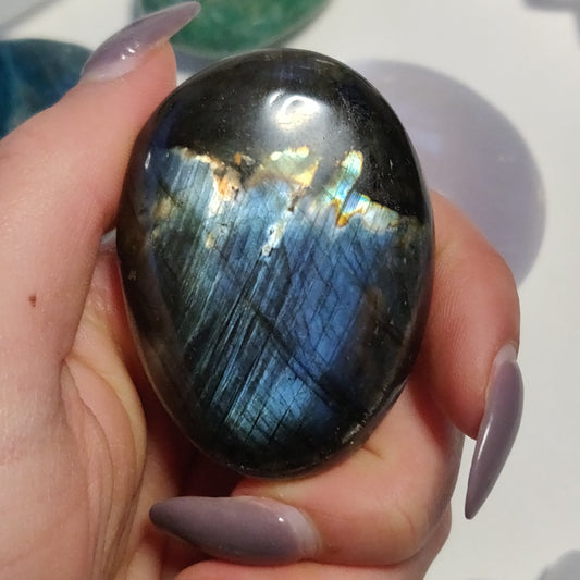 Labradorite Palm Stone (#77H) - Simply Affinity