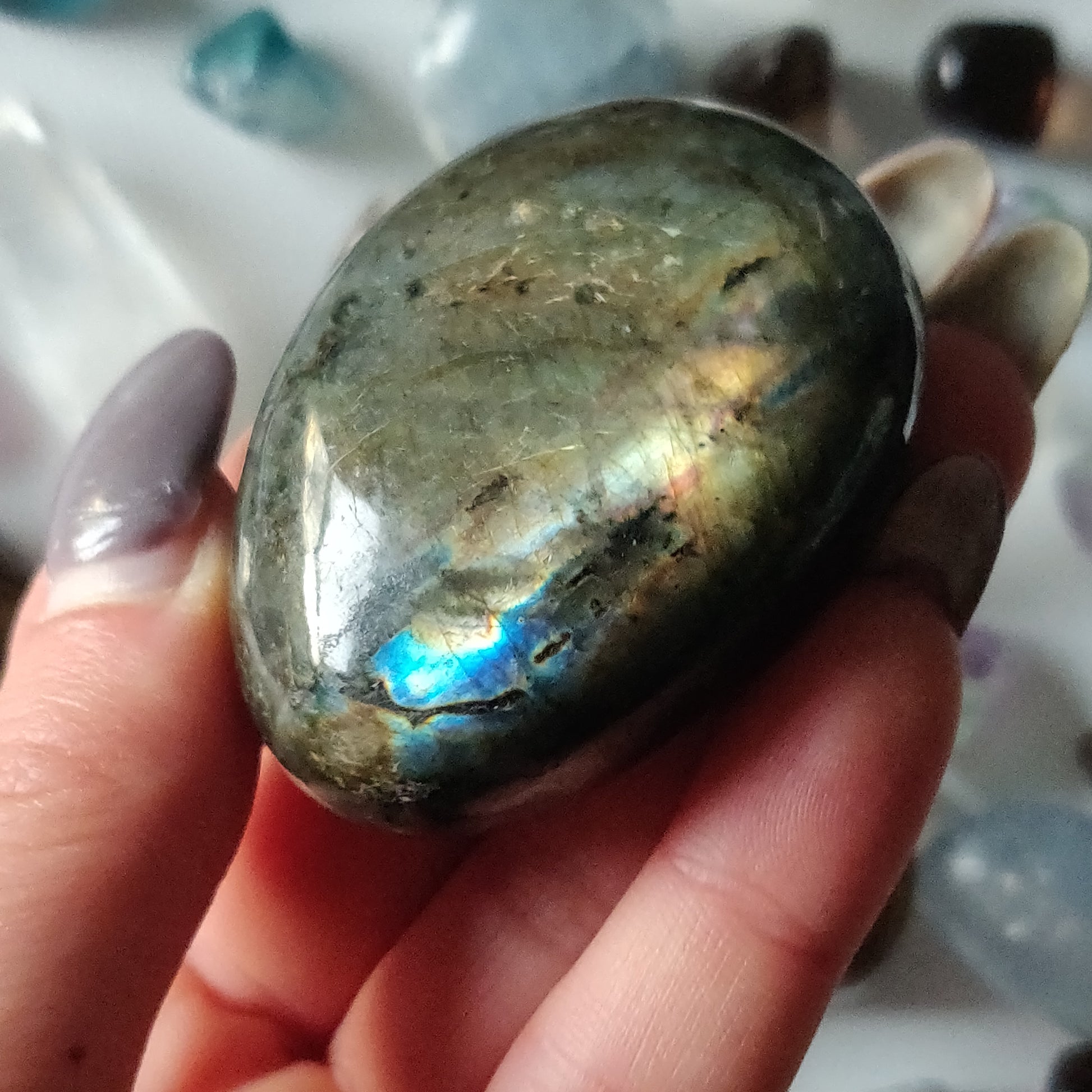 Labradorite Palm Stone (#90H) - Simply Affinity