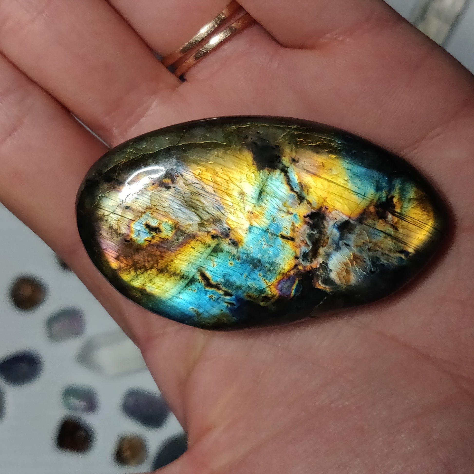 Labradorite Palm Stone (#86H) - Simply Affinity