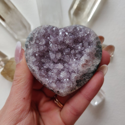 Amethyst Geode Heart (#3A) - Simply Affinity