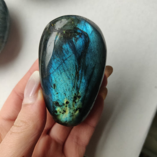 Labradorite Palm Stone (#155)