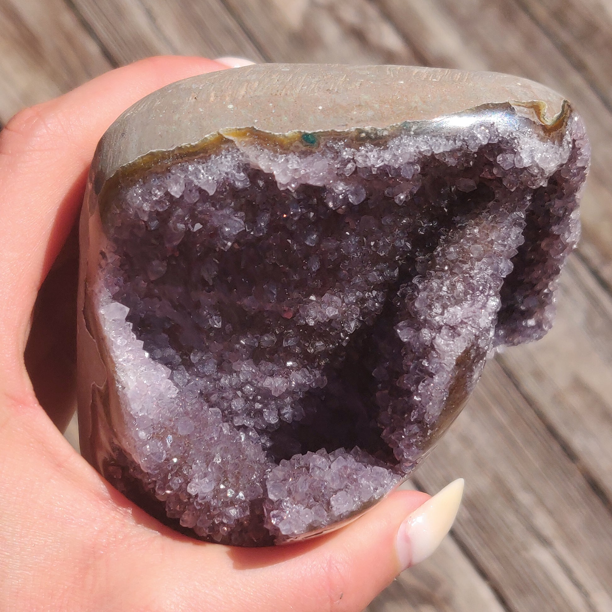Amethyst Geode Free Form, Polished (#10) - Simply Affinity