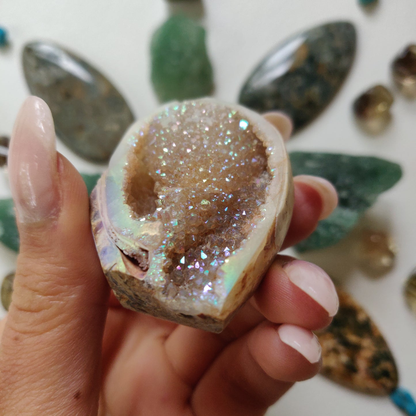 Aura Druzy Shell (#12) - Simply Affinity