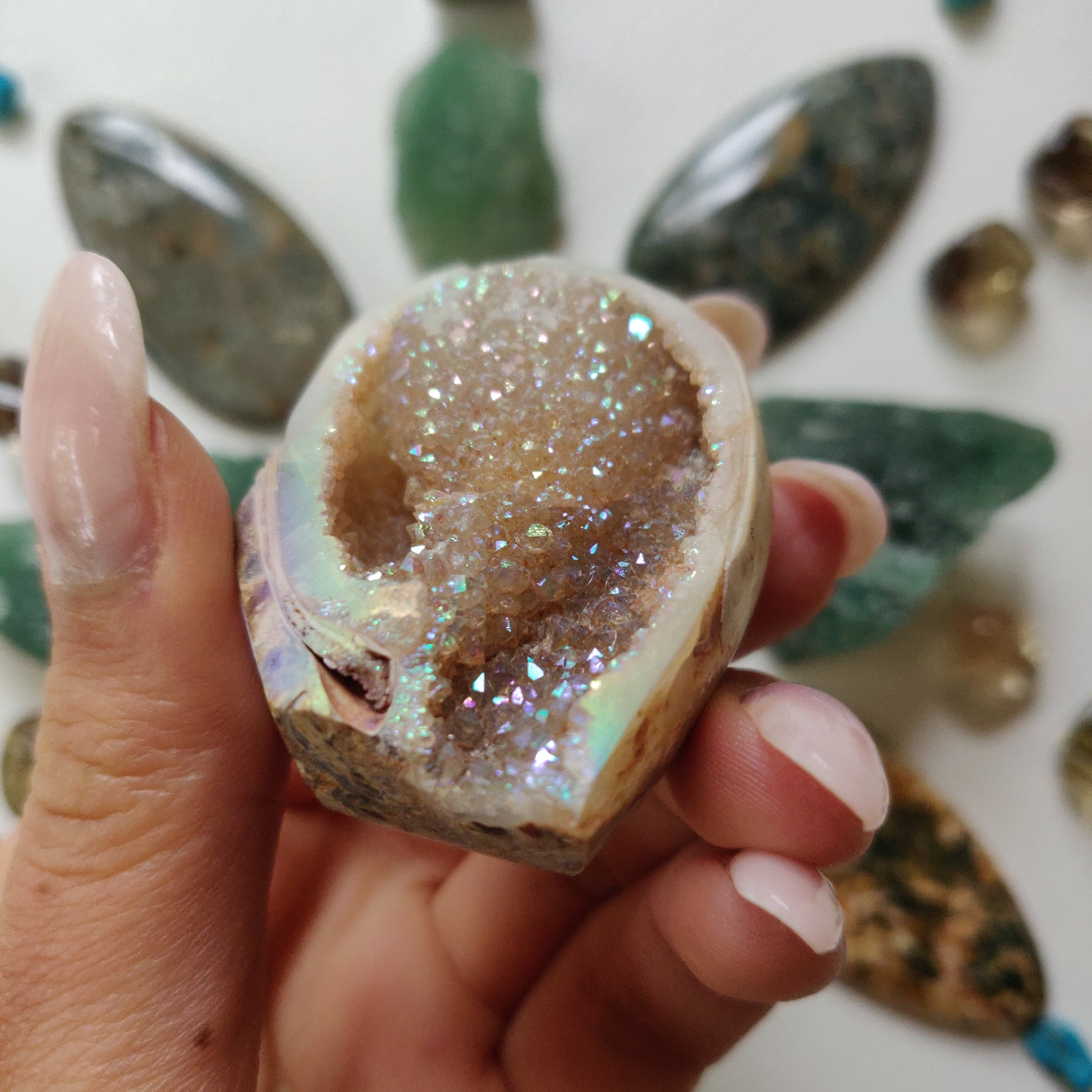 Aura Druzy Shell (#12) - Simply Affinity