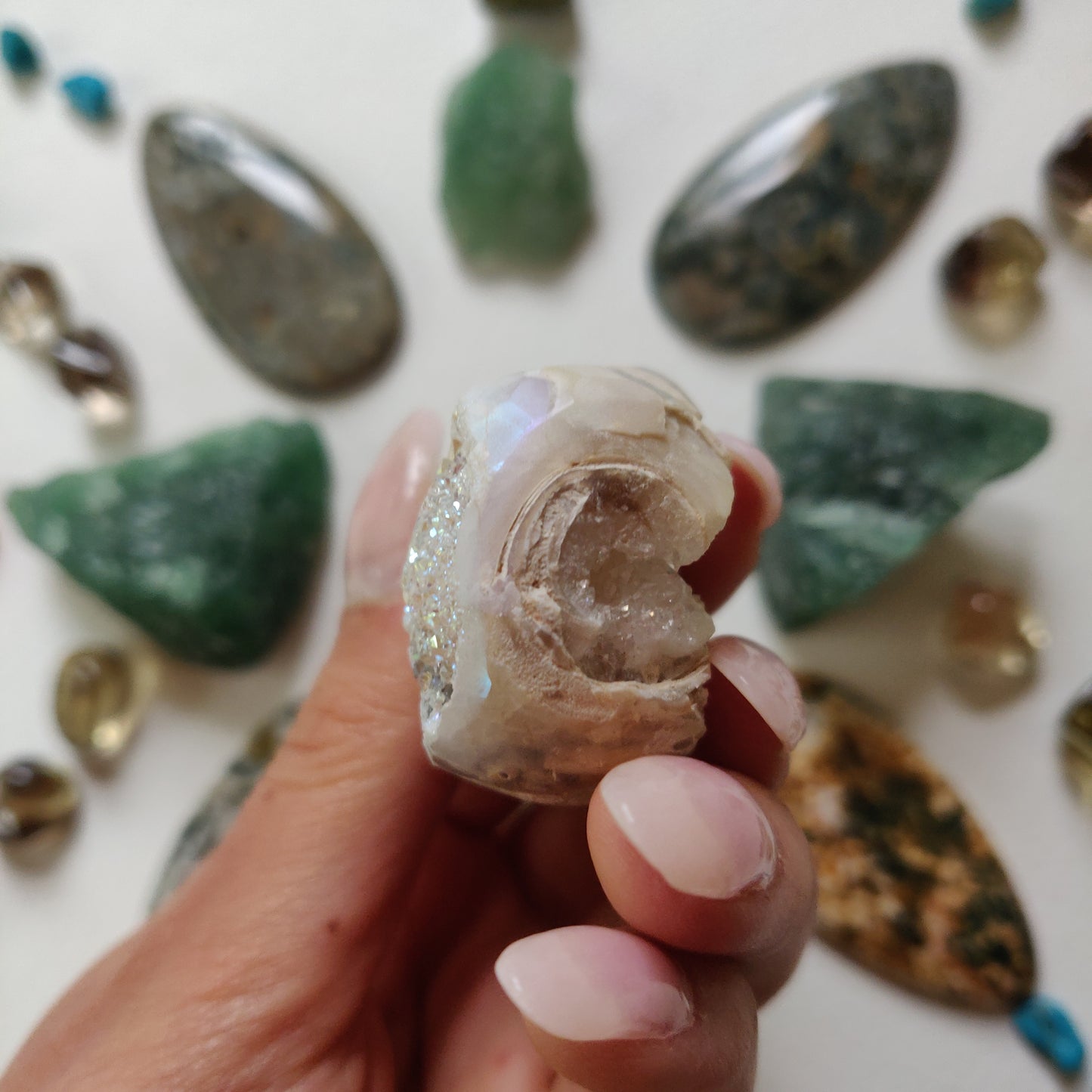 Aura Druzy Shell (#16) - Simply Affinity
