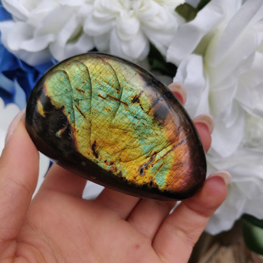Labradorite Palm Stone (#58) - Simply Affinity