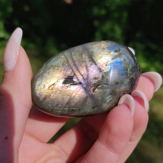 Labradorite Palm Stone (#226) - Simply Affinity