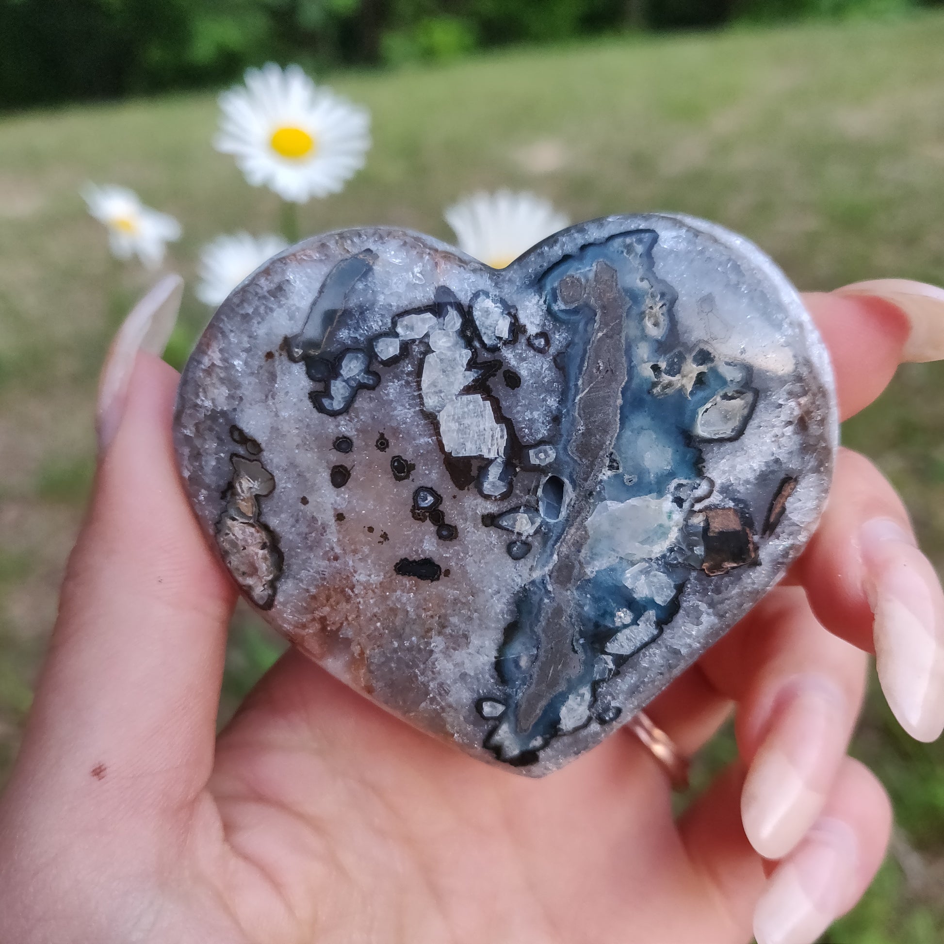 Aura Amethyst Heart (#10) - Simply Affinity