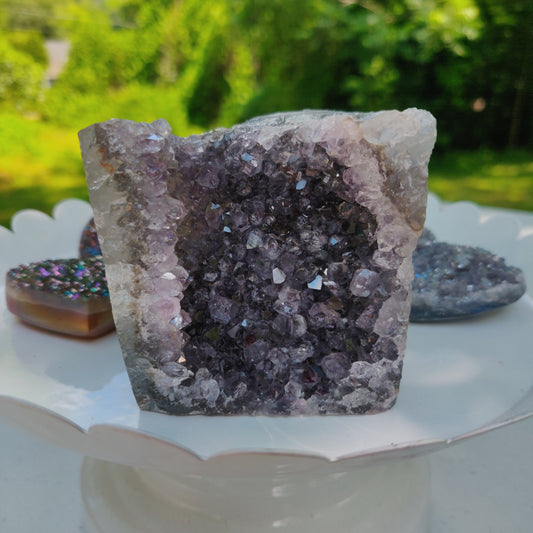 Amethyst Geode Free Form, Cut Base (#8) - Simply Affinity