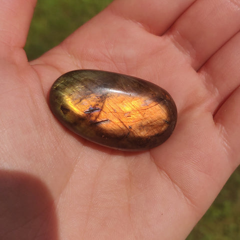 Labradorite Pocket Stone (#198) - Simply Affinity