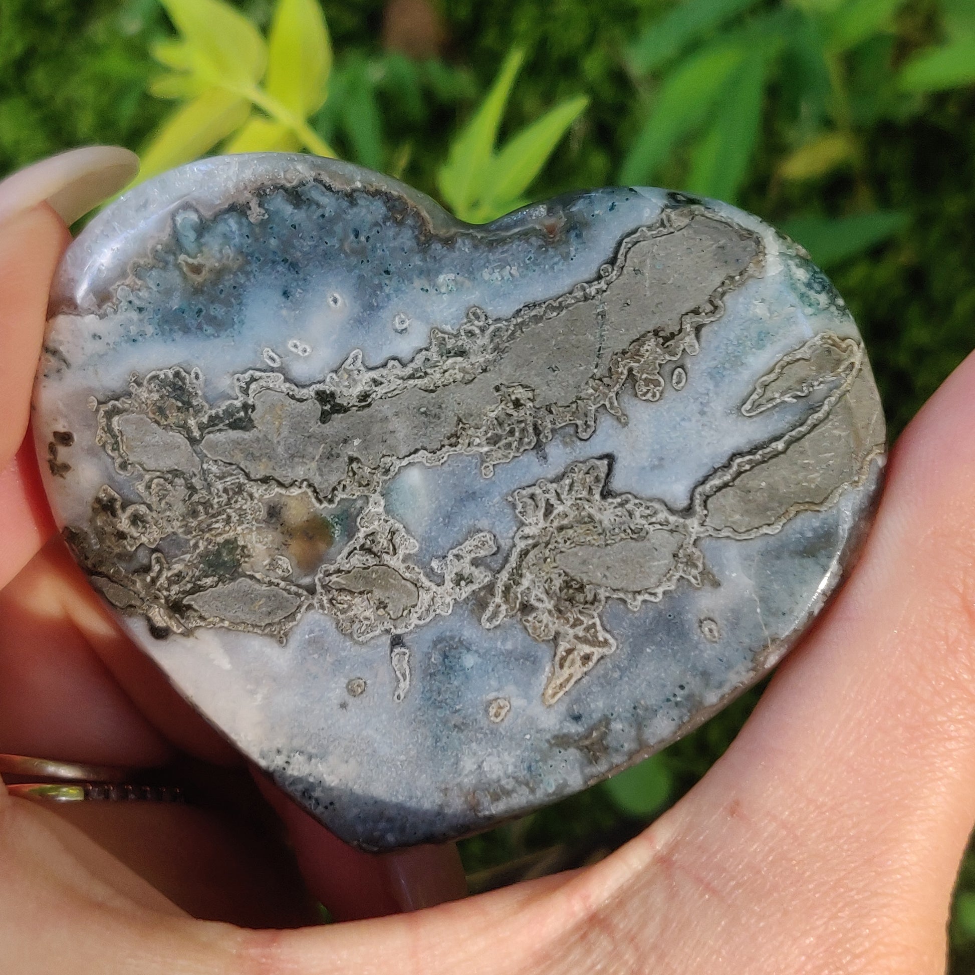 Aura Amethyst Heart (#23) - Simply Affinity