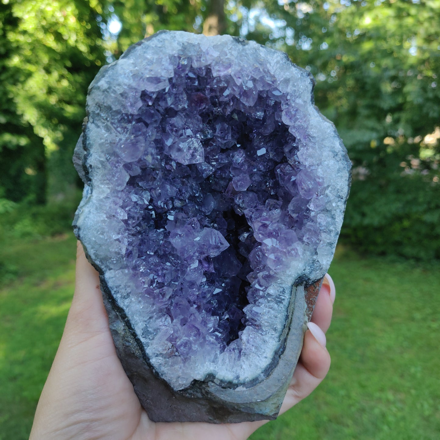 Amethyst Geode Free Form, Cut Base (#34) - Simply Affinity