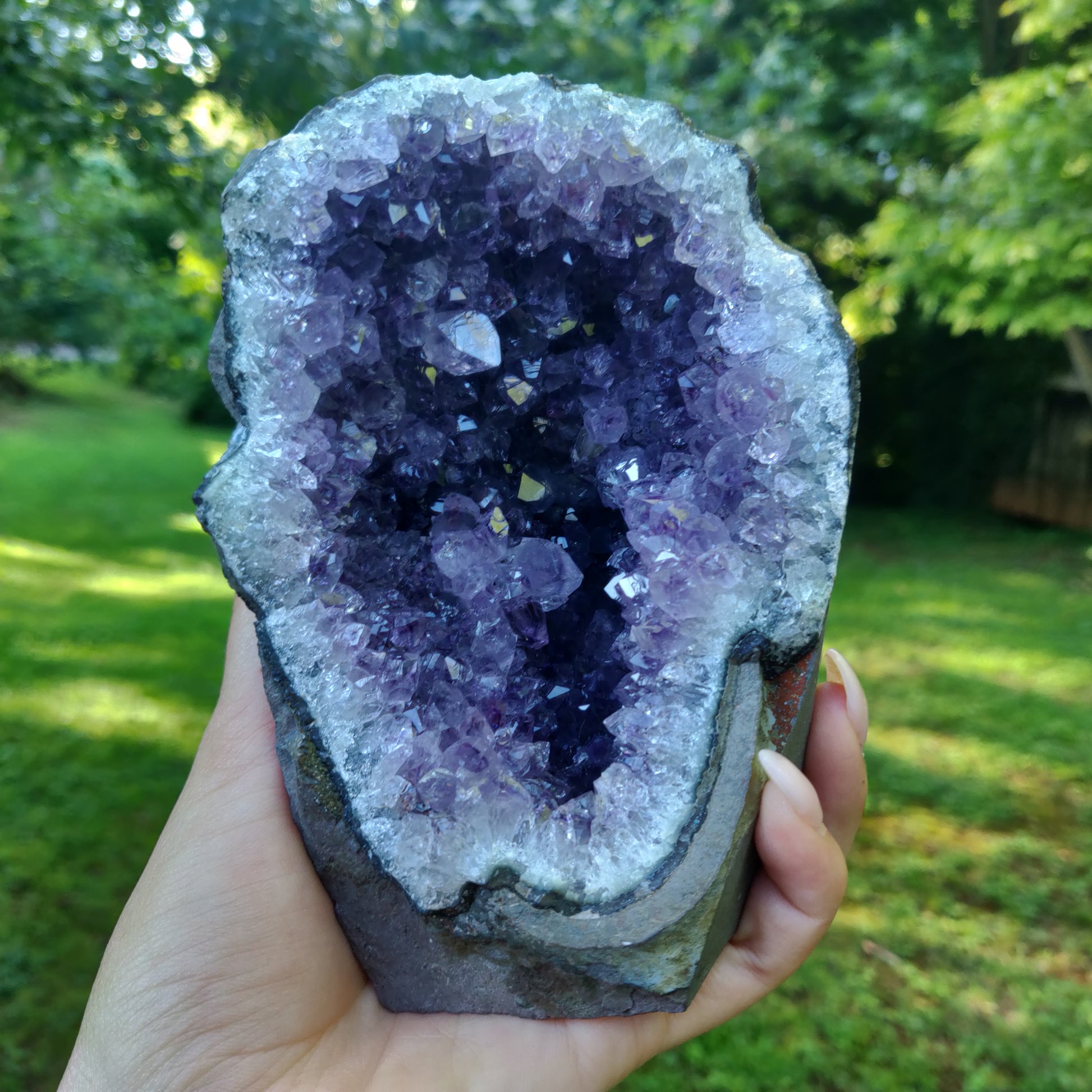 Amethyst Geode Free Form, Cut Base (#34) - Simply Affinity
