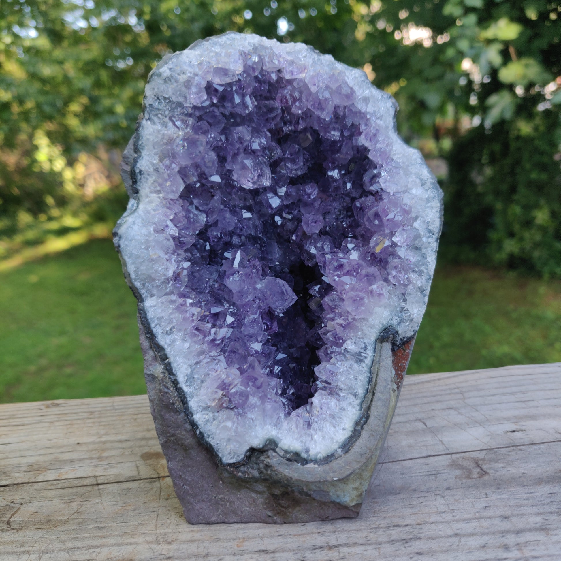 Amethyst Geode Free Form, Cut Base (#34) - Simply Affinity