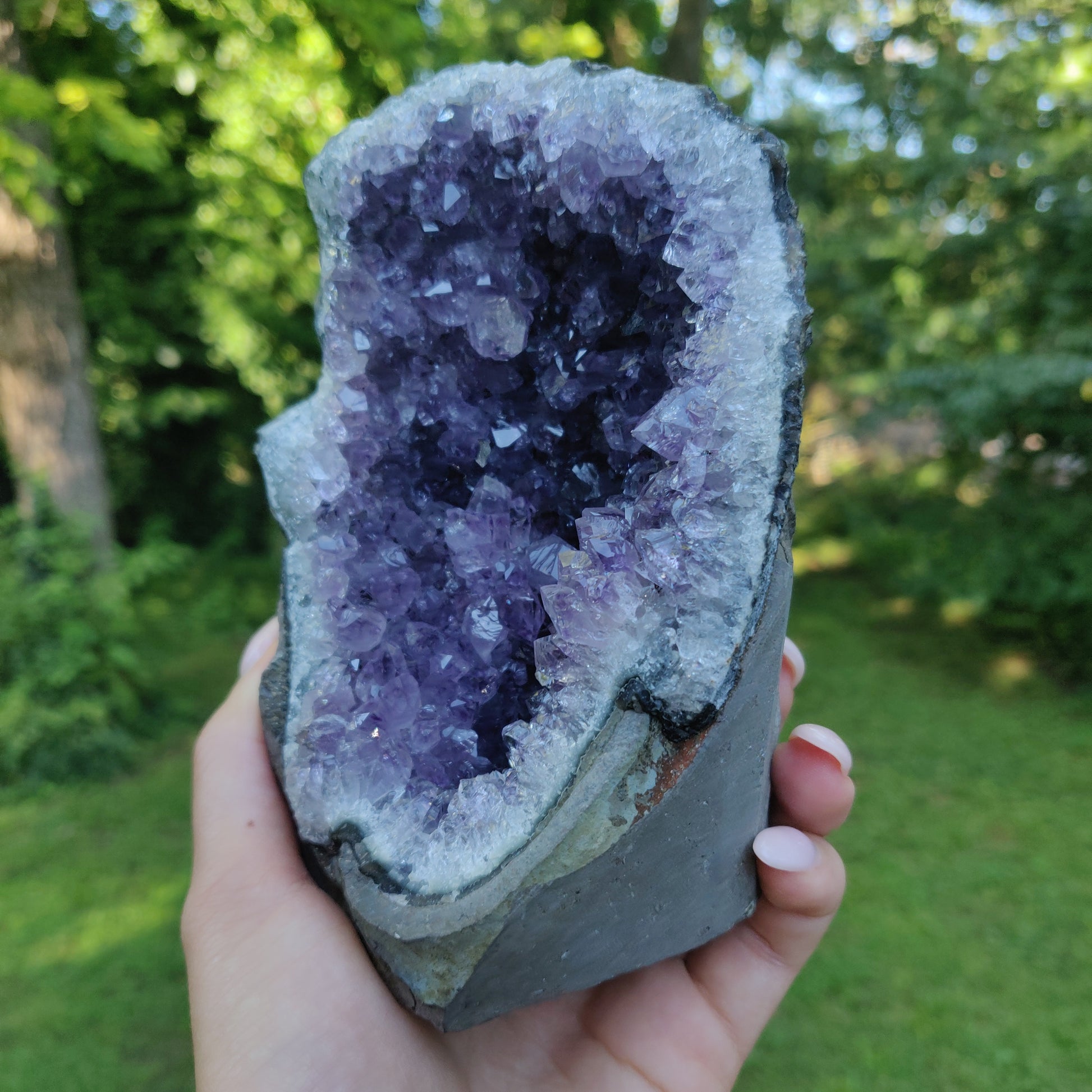 Amethyst Geode Free Form, Cut Base (#34) - Simply Affinity