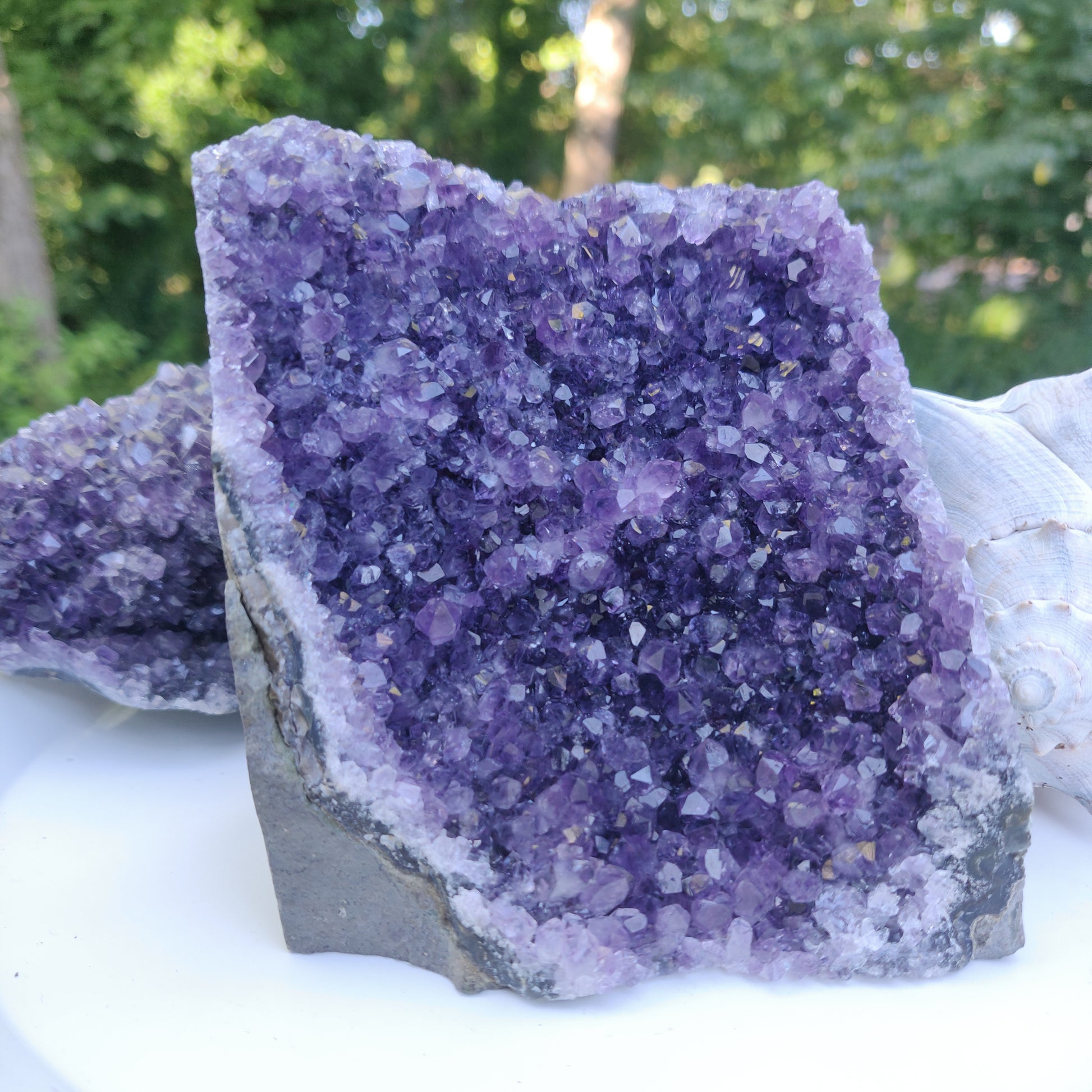 Amethyst Geode Free Form, Cut Base (#33) - Simply Affinity