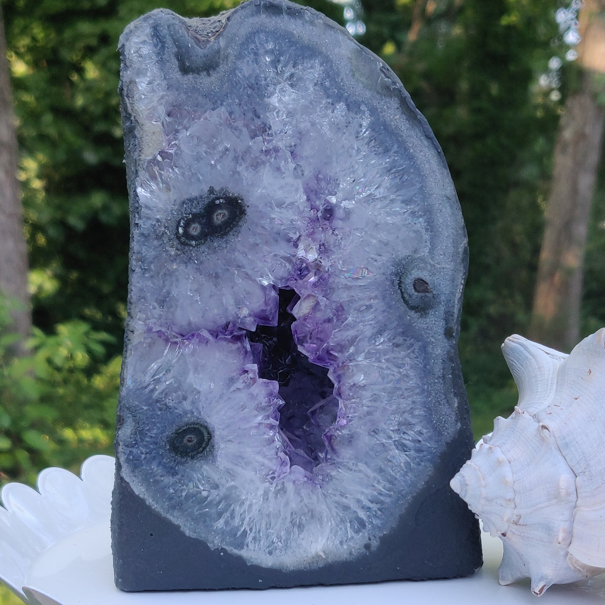 Amethyst Desktop Cathedral (#4) - Simply Affinity