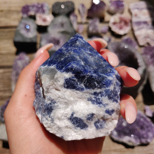 Sodalite Point (#2)