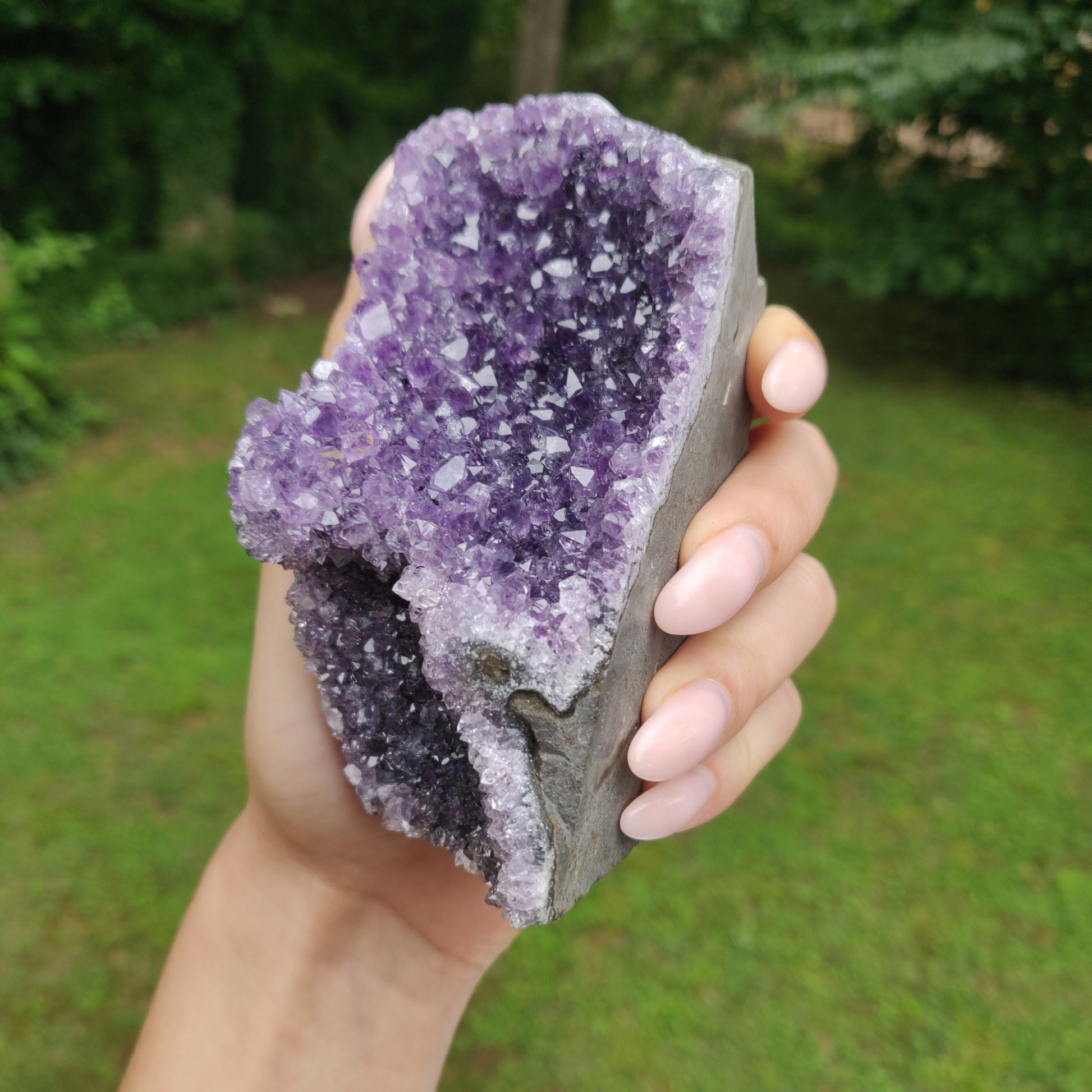 Amethyst Geode Free Form, Cut Base (#31) - Simply Affinity