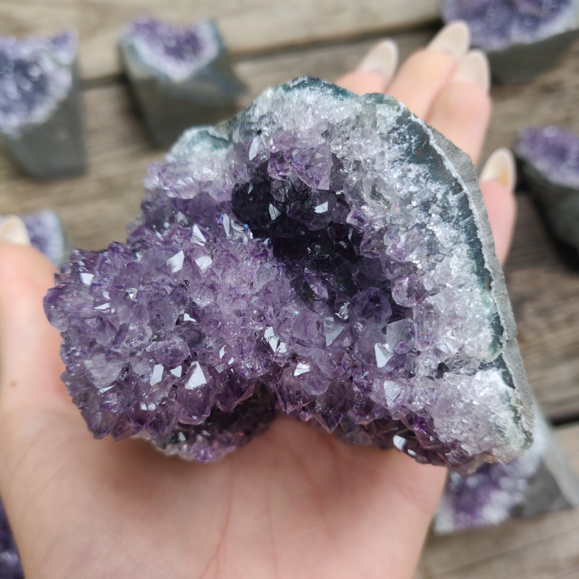 Amethyst Geode Free Form, Cut Base (#29) - Simply Affinity