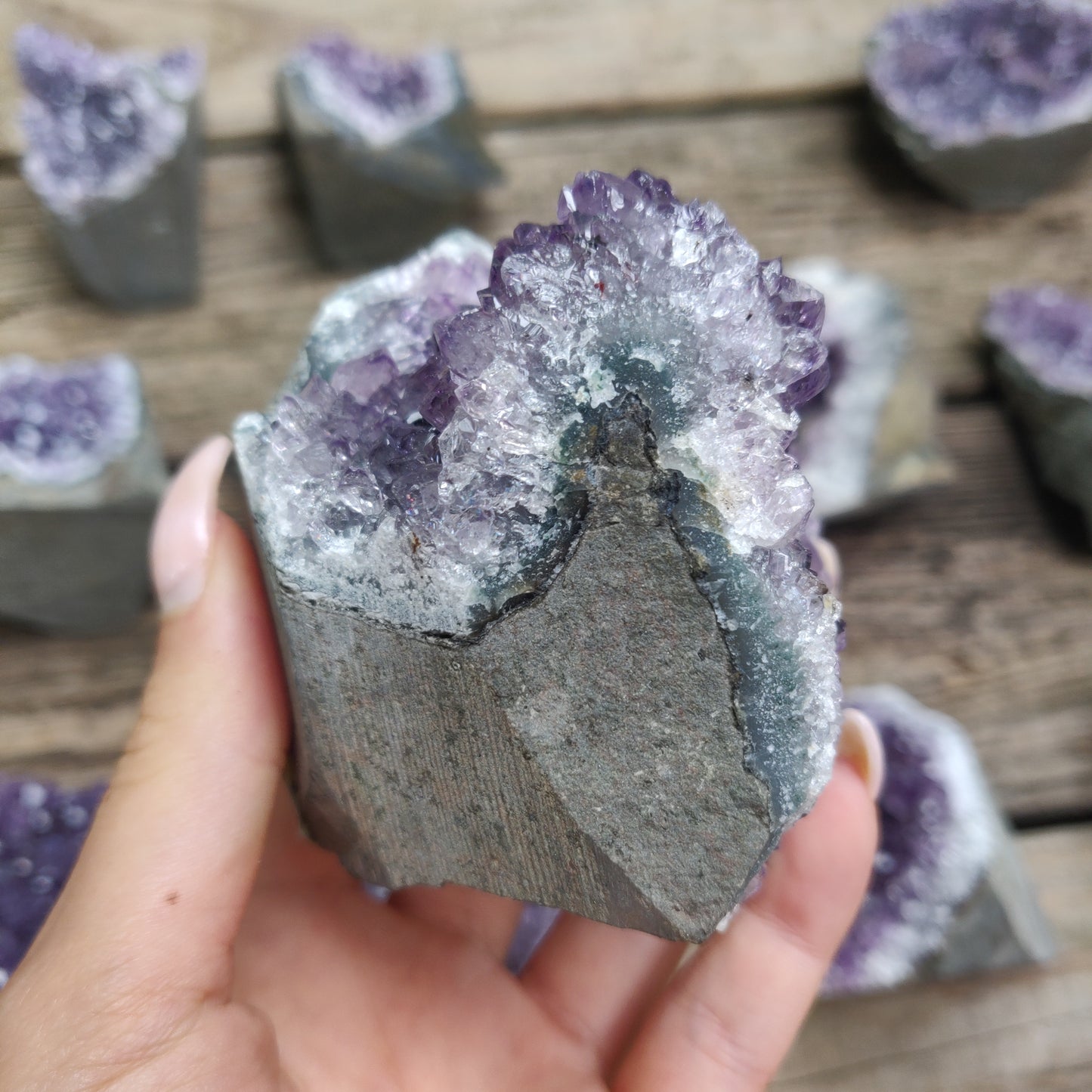 Amethyst Geode Free Form, Cut Base (#29) - Simply Affinity