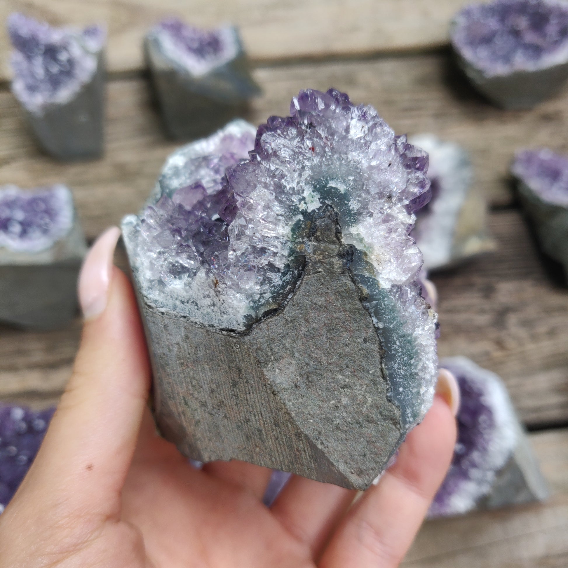 Amethyst Geode Free Form, Cut Base (#29) - Simply Affinity
