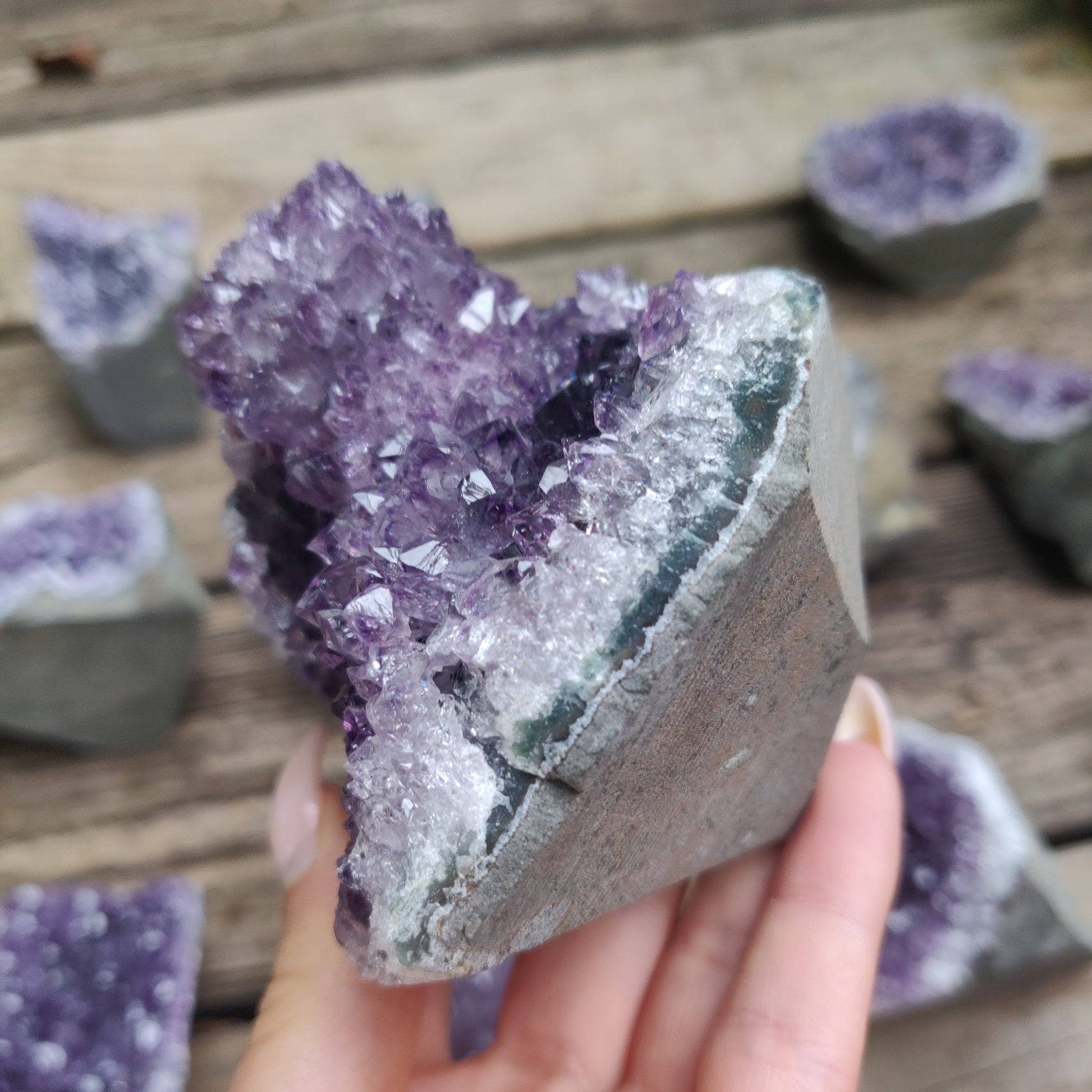 Amethyst Geode Free Form, Cut Base (#29) - Simply Affinity
