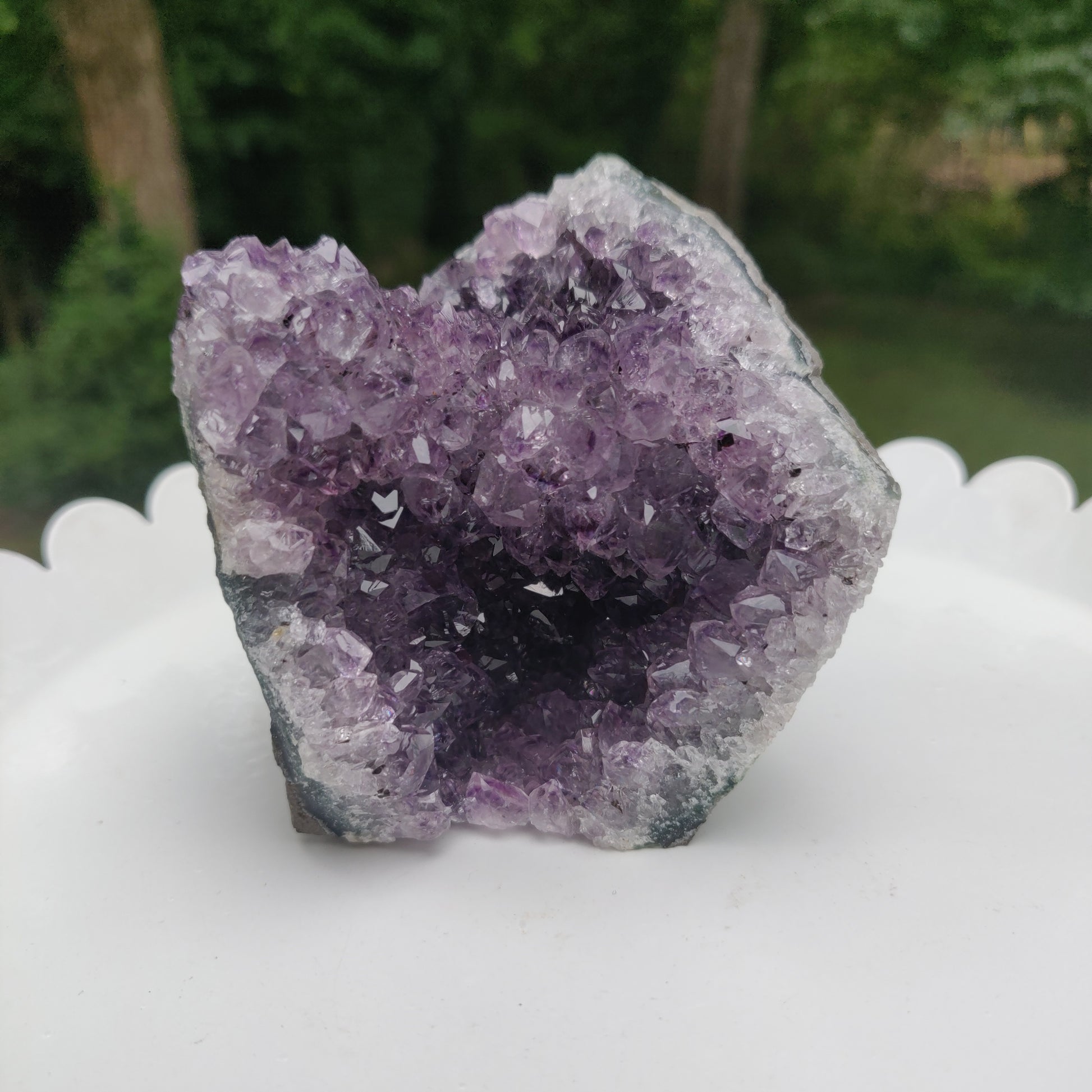 Amethyst Geode Free Form, Cut Base (#29) - Simply Affinity