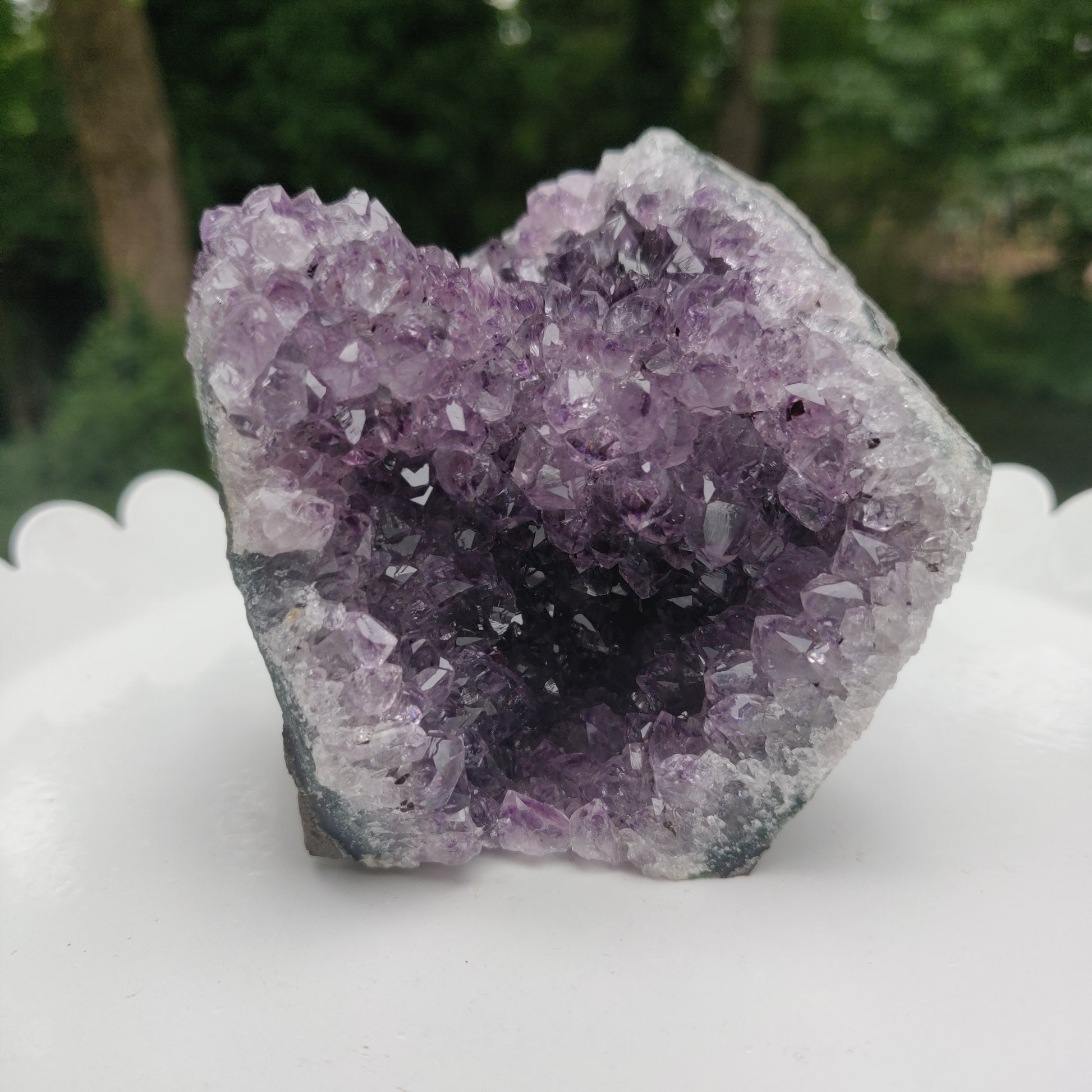 Amethyst Geode Free Form, Cut Base (#29) - Simply Affinity
