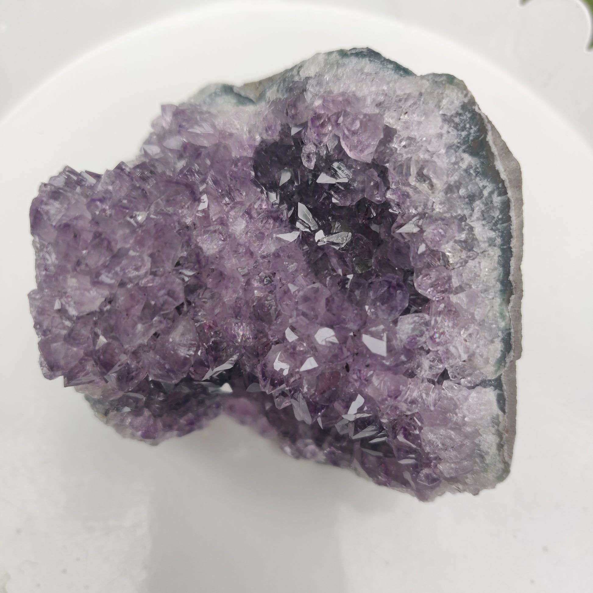 Amethyst Geode Free Form, Cut Base (#29) - Simply Affinity