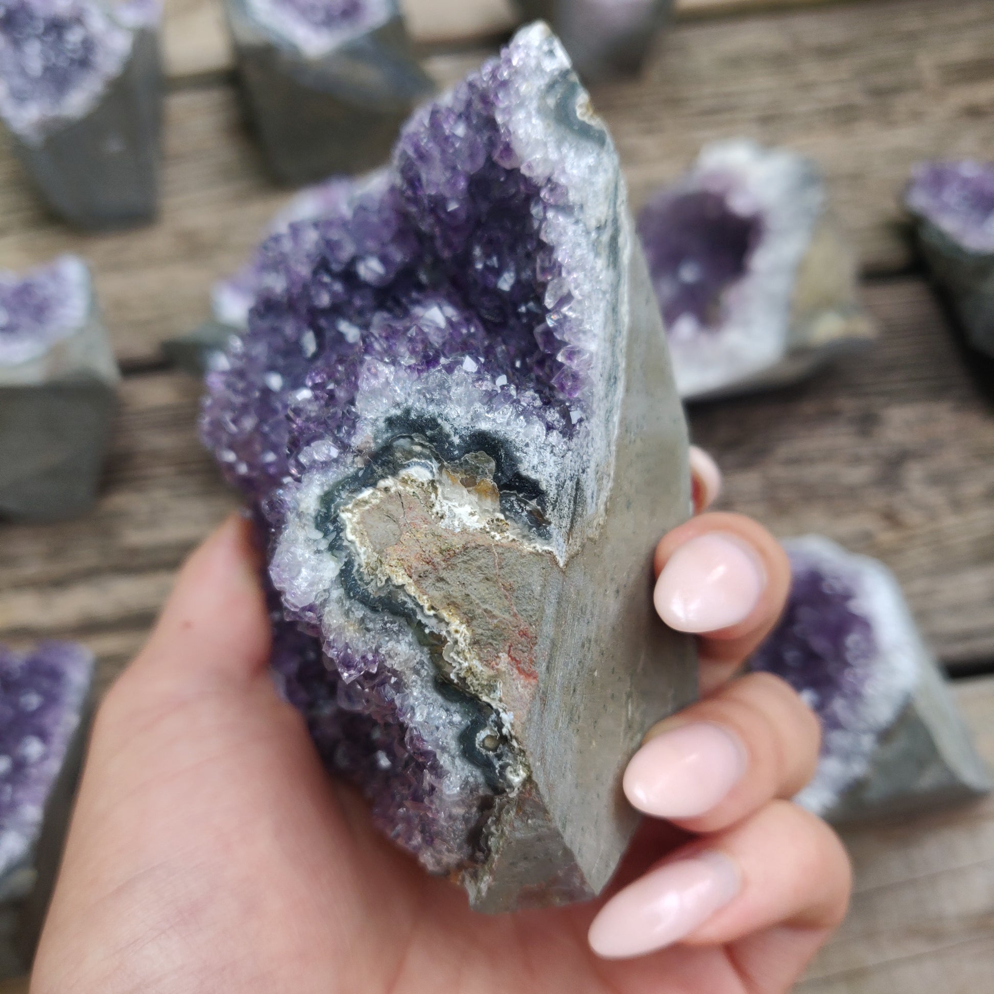 Amethyst Geode Free Form, Cut Base (#28) - Simply Affinity