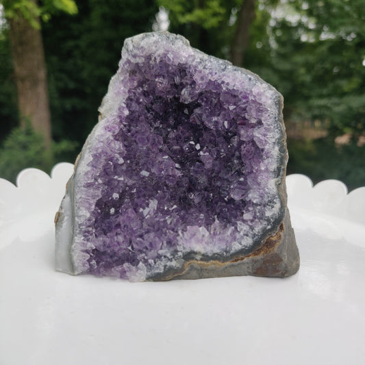 Amethyst Geode Free Form, Cut Base (#27) - Simply Affinity