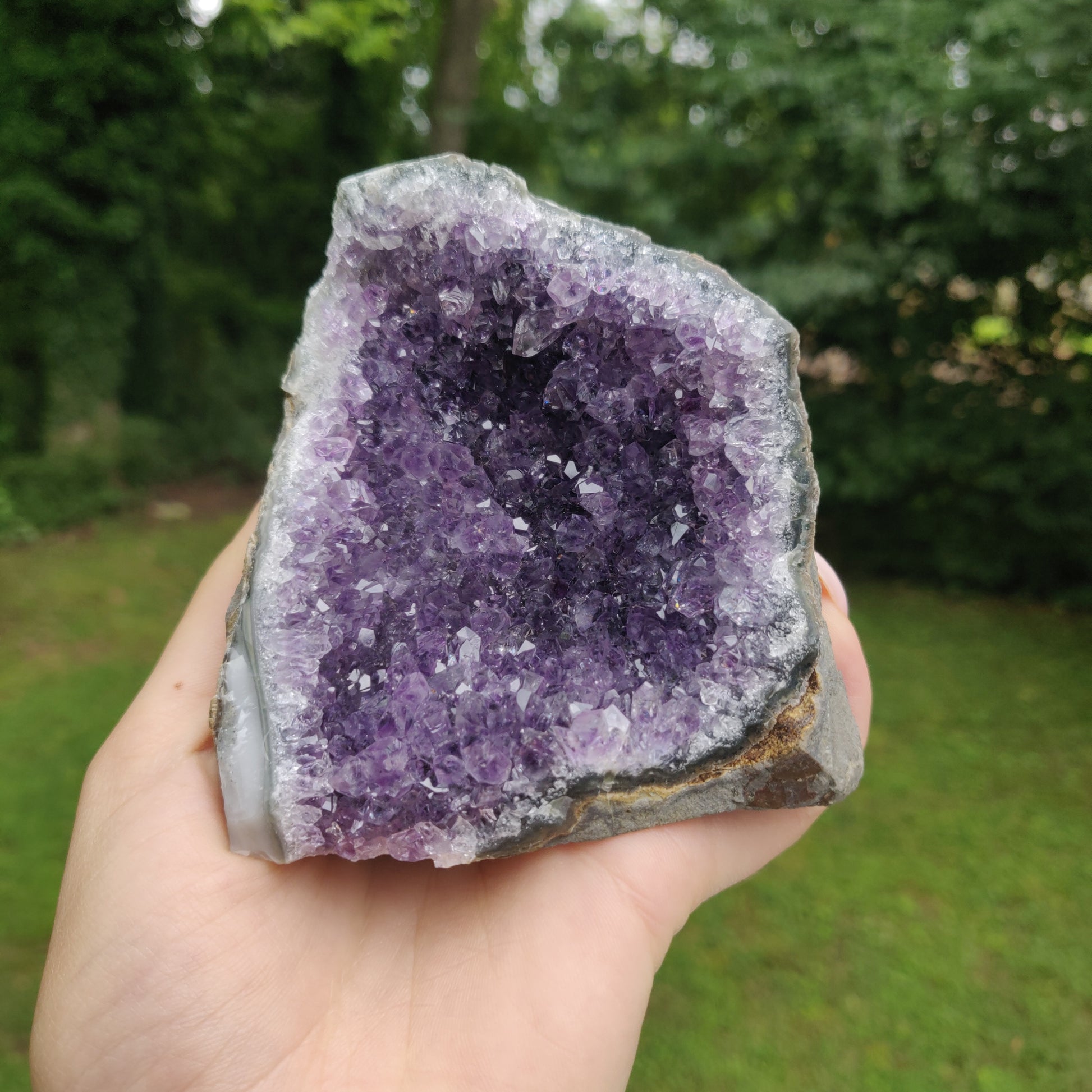 Amethyst Geode Free Form, Cut Base (#27) - Simply Affinity